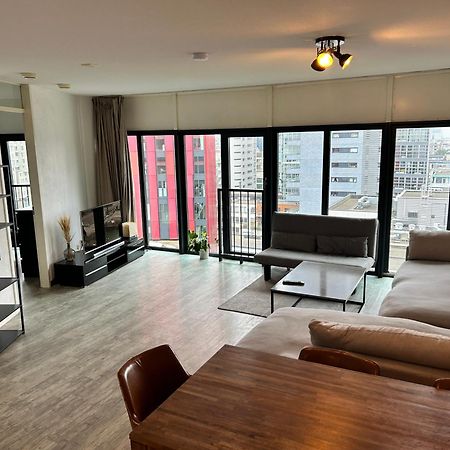 ロッテルダムBeautiful Apt Free Parkingアパートメント エクステリア 写真